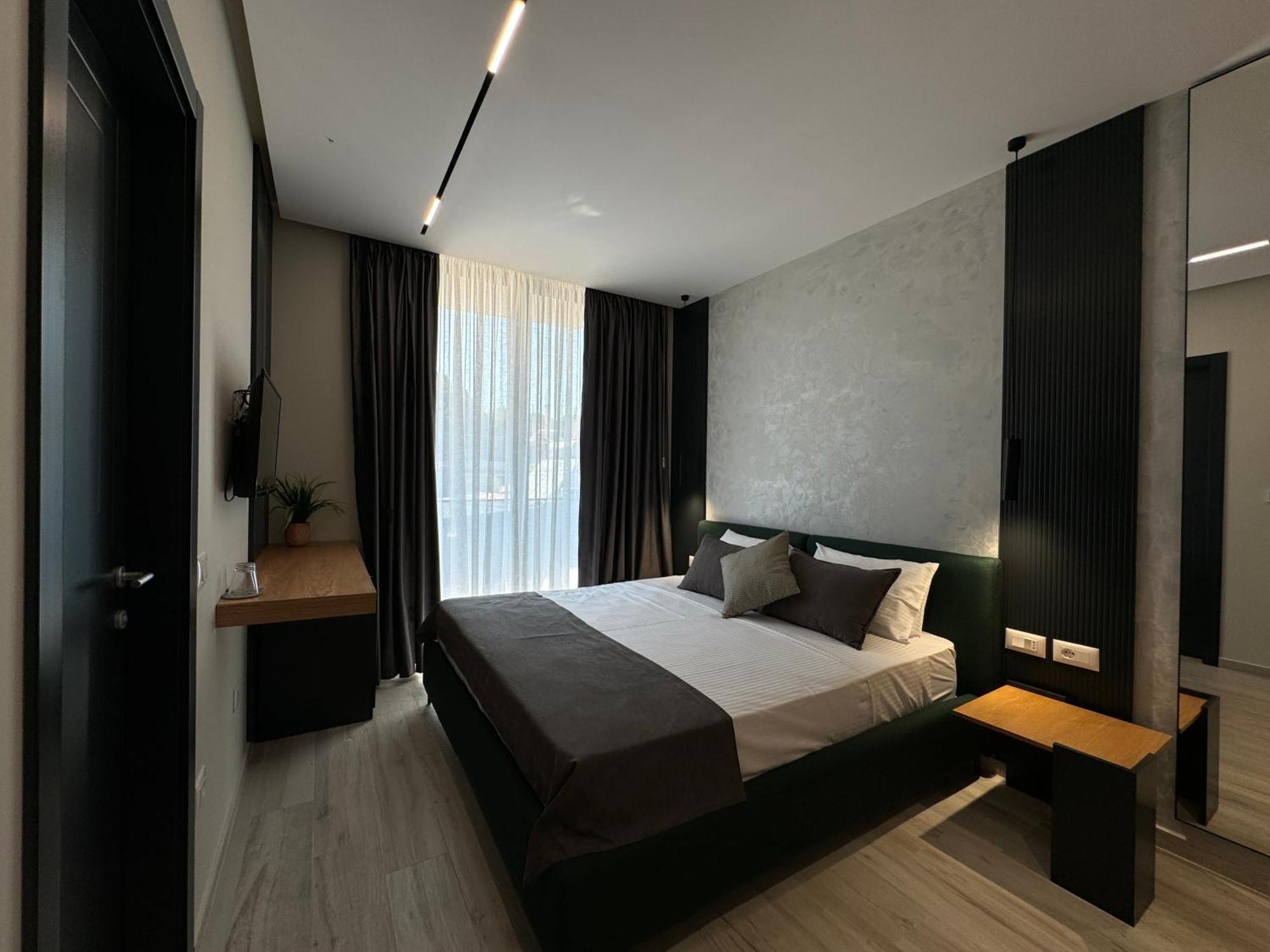 Twins Hotel วญอเรอ ภายนอก รูปภาพ